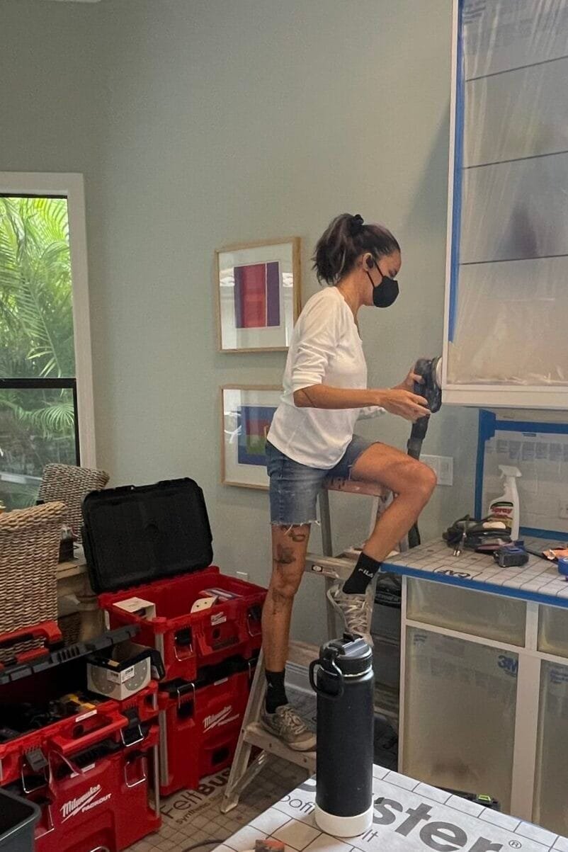 Jaime sanding cabinet box